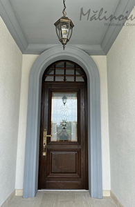 usi exterior lemn