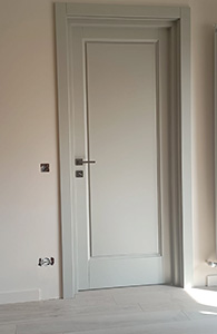 usi interior lemn