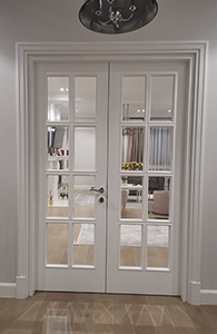 usi interior lemn