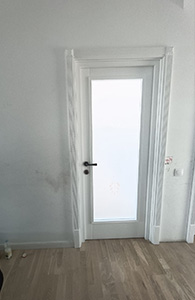 usi interior lemn