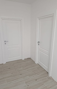 usi interior lemn