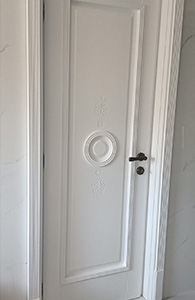 usi interior lemn