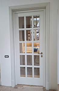 usi interior lemn