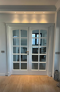 usi interior lemn