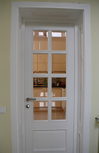 usi interior lemn